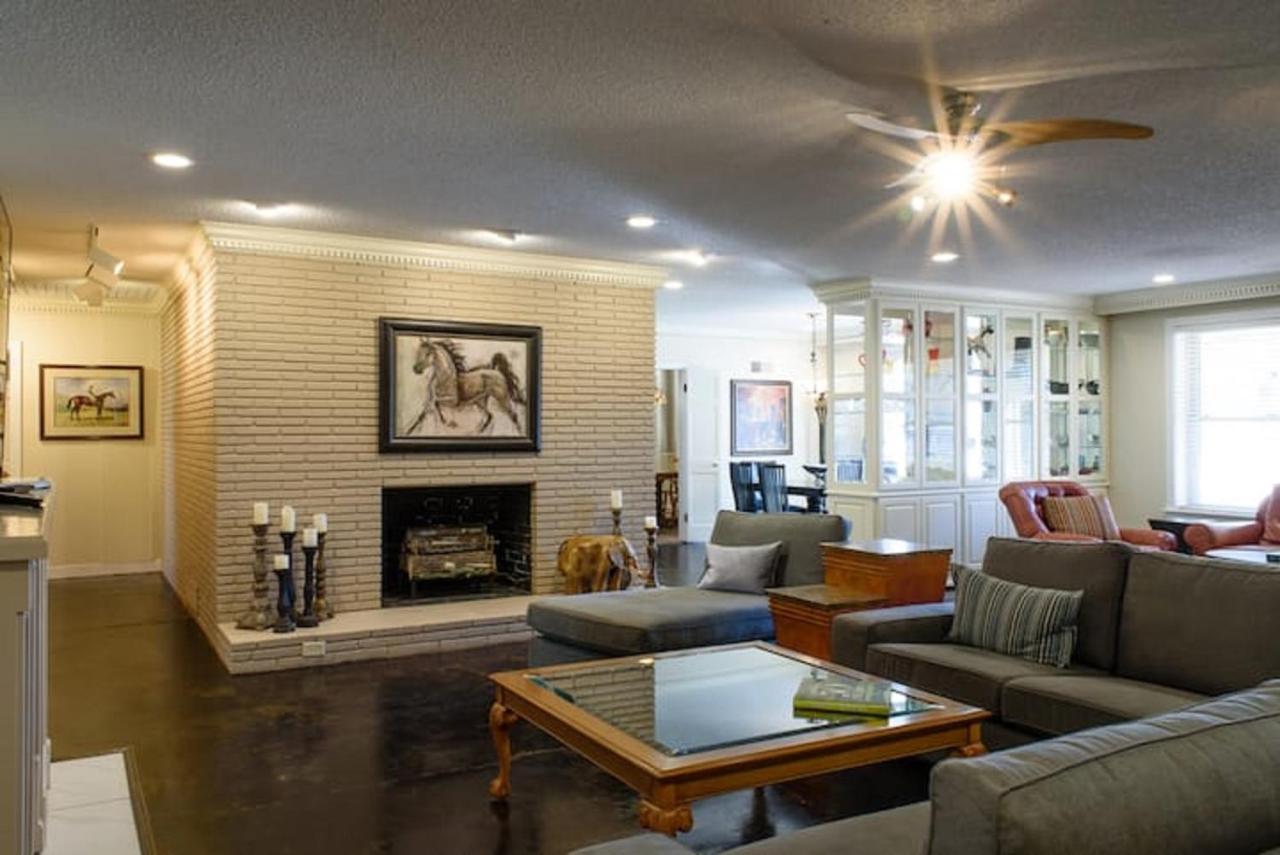 Oakwood Manor - Steps To Oaklawn, Minutes To Downtown, Lakes, More Hot Springs Exterior photo